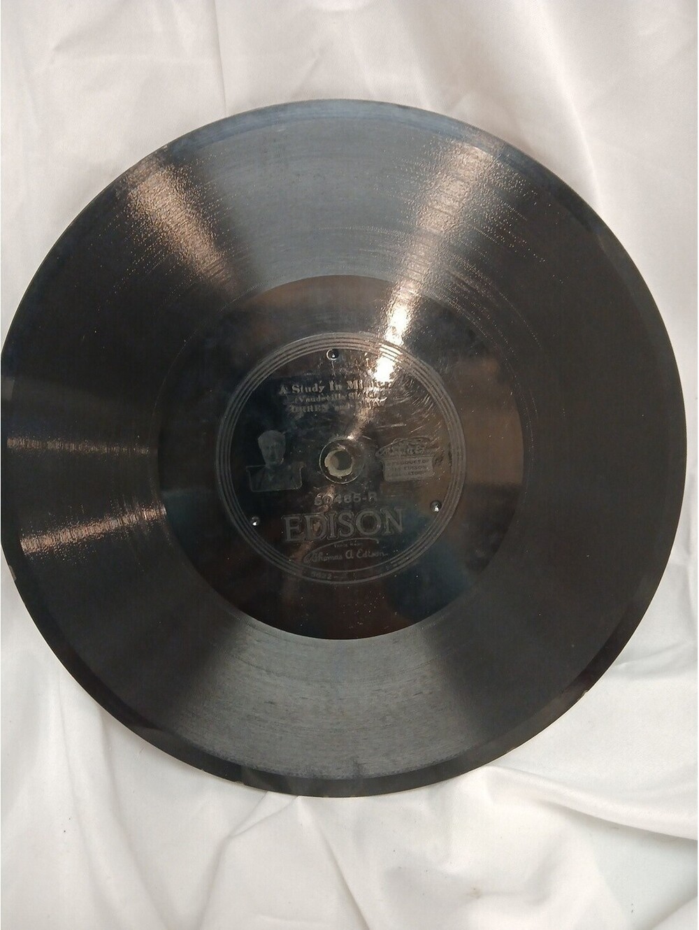 1913 Edison Diamond Disc Record 50485-, FARMYARD MEDLEY/ STUDY OF MIMICRY